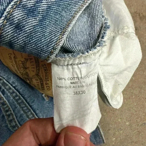 Vintage Levi’s Light Wash  Orange Tab Jeans Size 38 - Picture 3 of 5